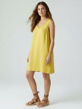 BRIGGS Linen Ruffle Neckline Shift Dress